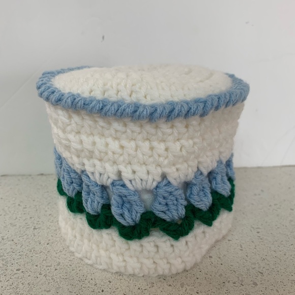 Tulip Flower Toilet Paper Tissue Cover New Light Blue with Green Leaves - Picture 8 of 15